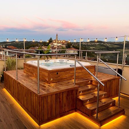 La Piazzetta degli Artisti - Boutique B&B Bossolasco Esterno foto