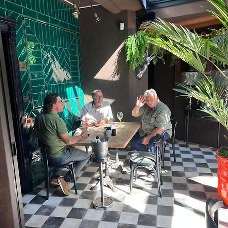 La Piazzetta degli Artisti - Boutique B&B Bossolasco Esterno foto