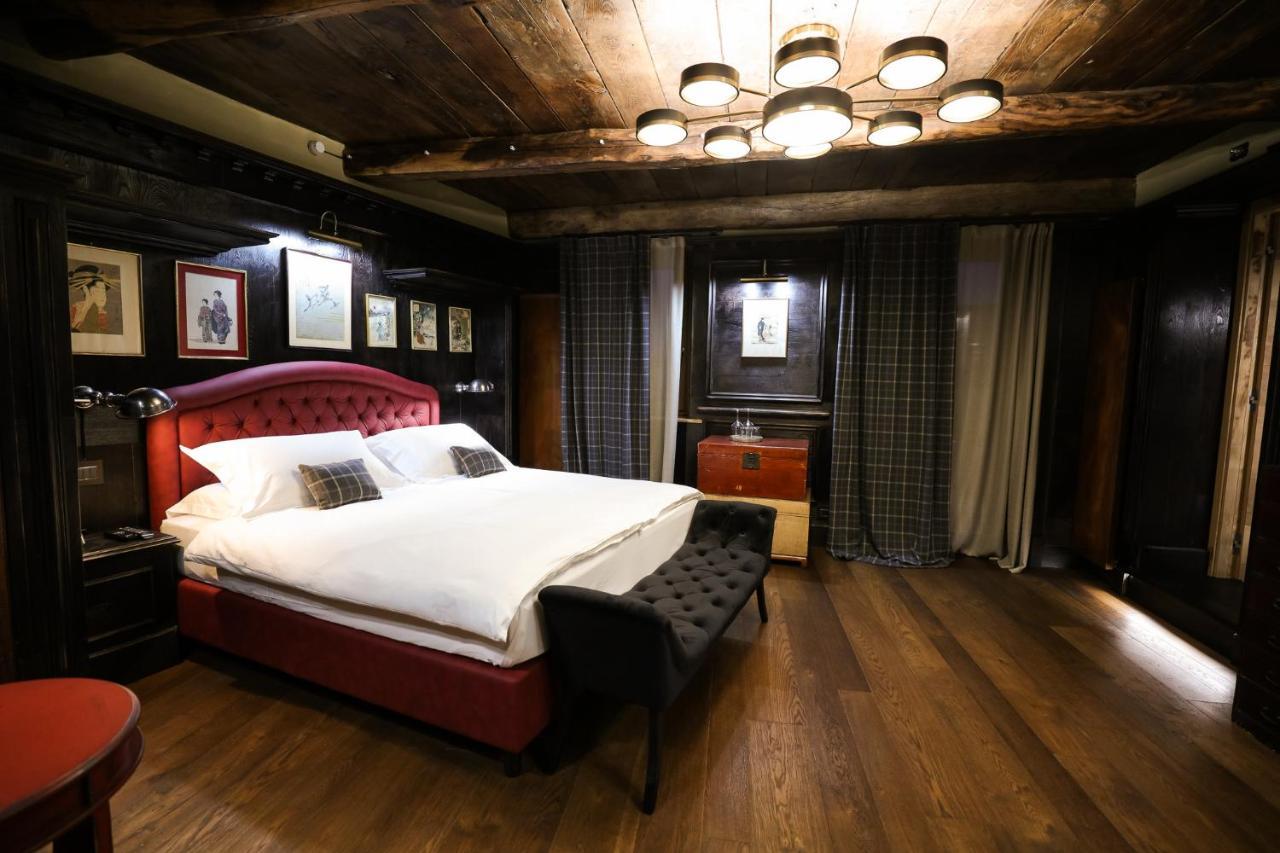 La Piazzetta degli Artisti - Boutique B&B Bossolasco Esterno foto