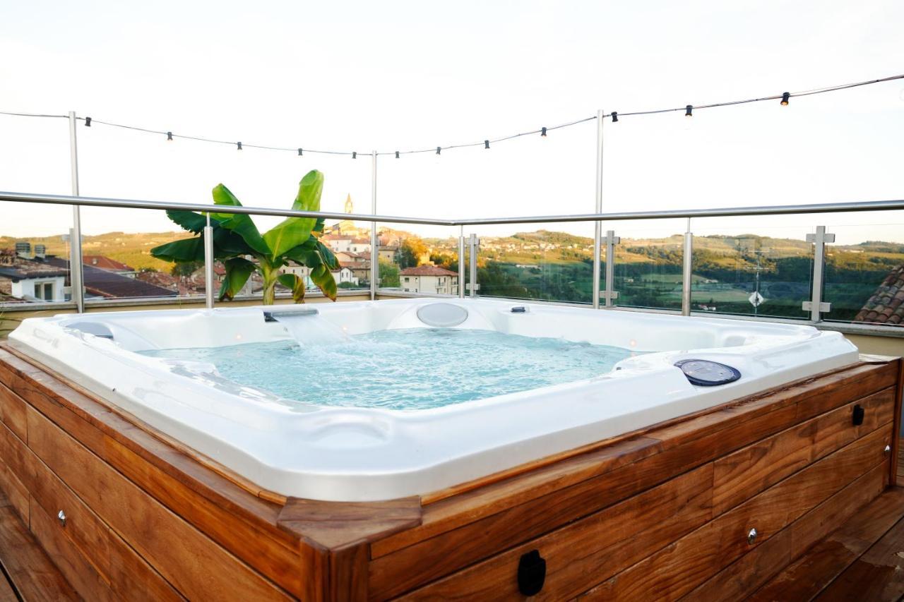 La Piazzetta degli Artisti - Boutique B&B Bossolasco Esterno foto