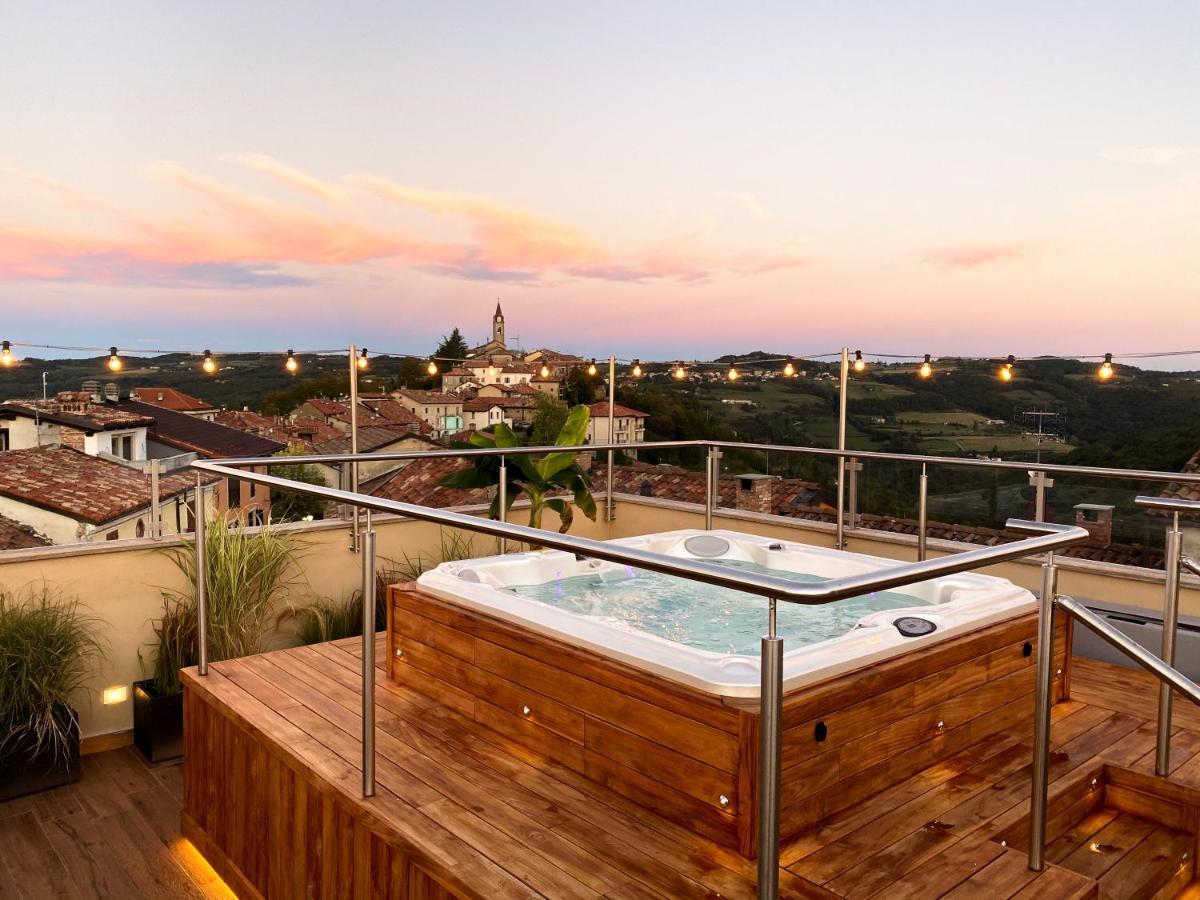 La Piazzetta degli Artisti - Boutique B&B Bossolasco Esterno foto