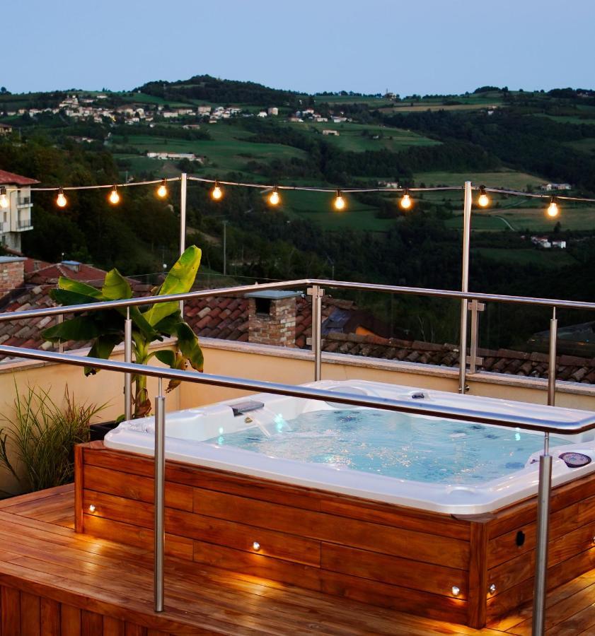 La Piazzetta degli Artisti - Boutique B&B Bossolasco Esterno foto