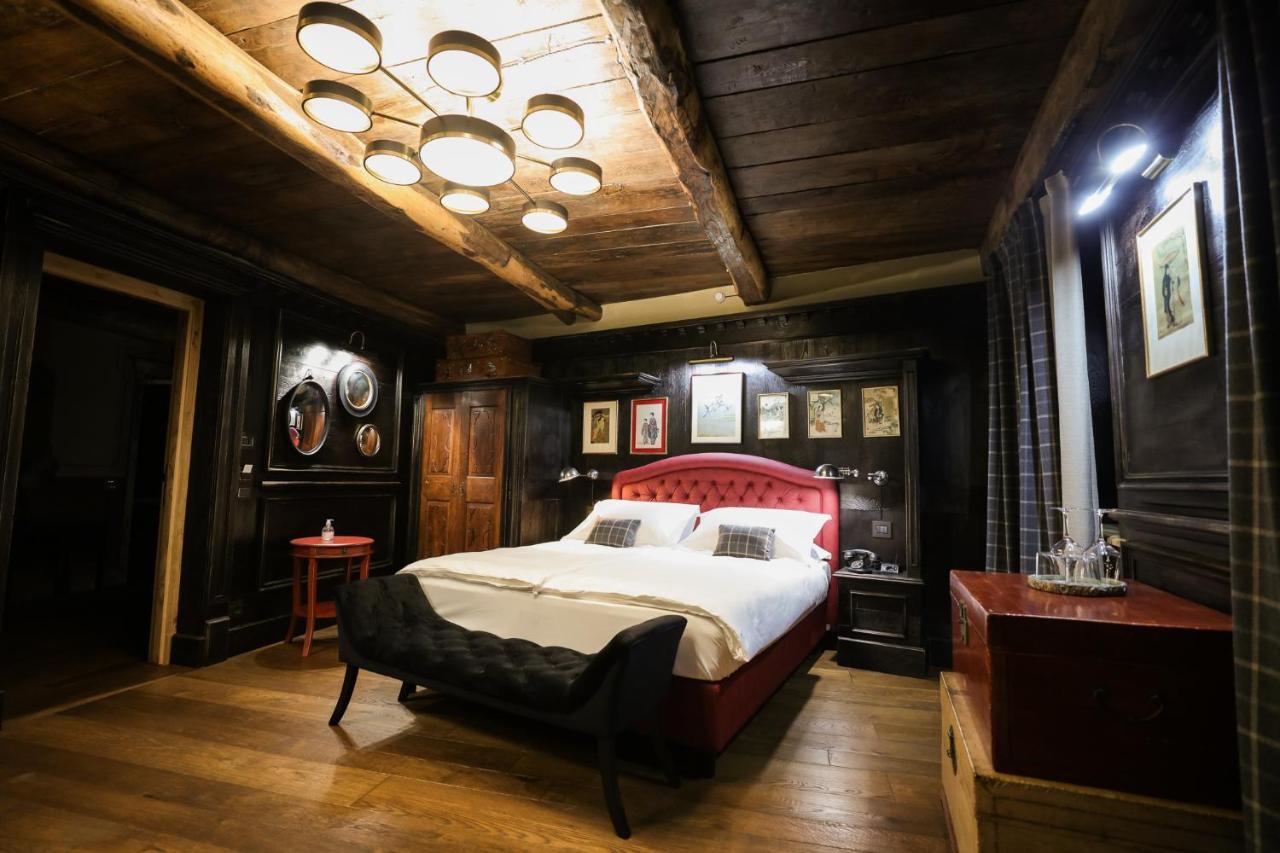 La Piazzetta degli Artisti - Boutique B&B Bossolasco Esterno foto