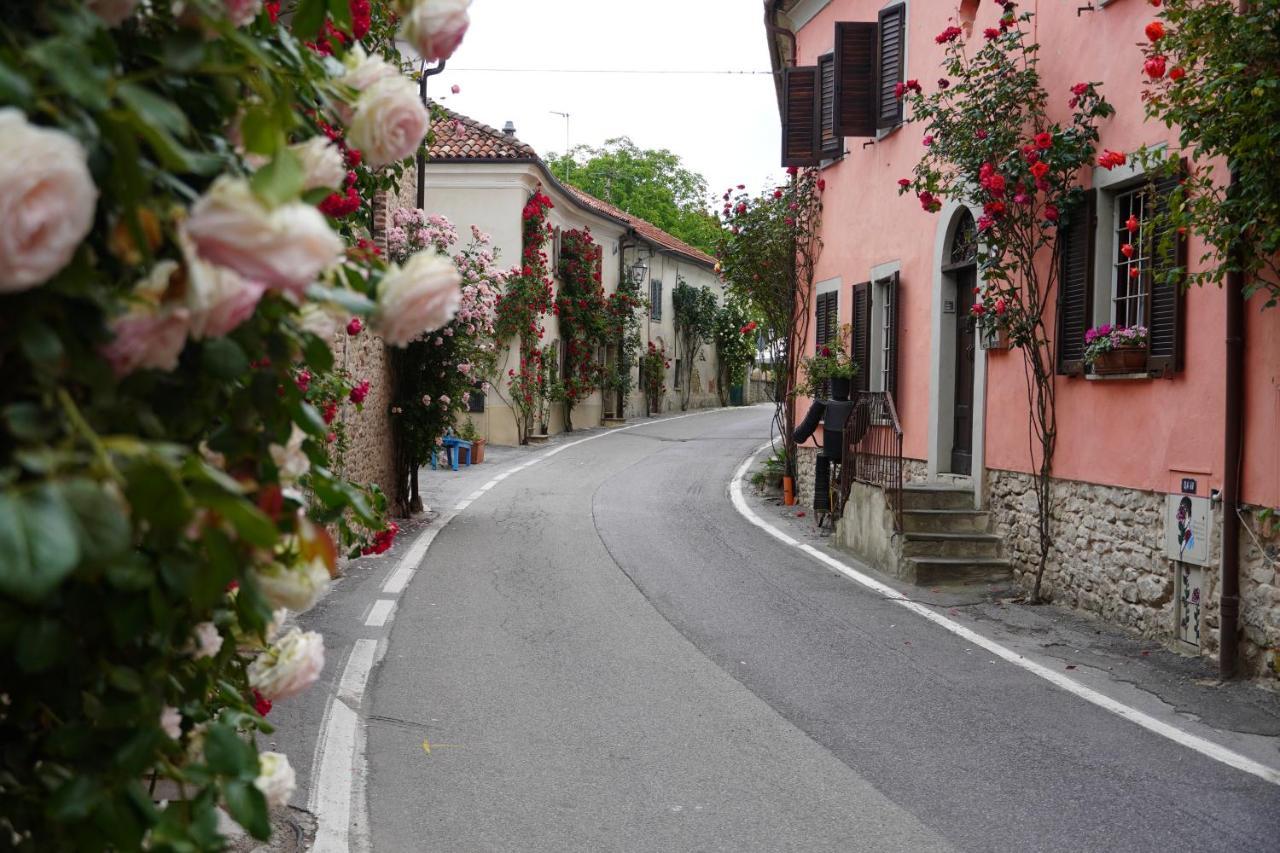La Piazzetta degli Artisti - Boutique B&B Bossolasco Esterno foto