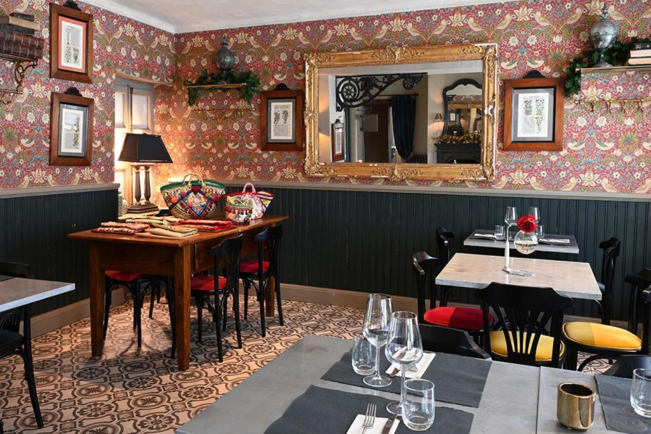 La Piazzetta degli Artisti - Boutique B&B Bossolasco Esterno foto