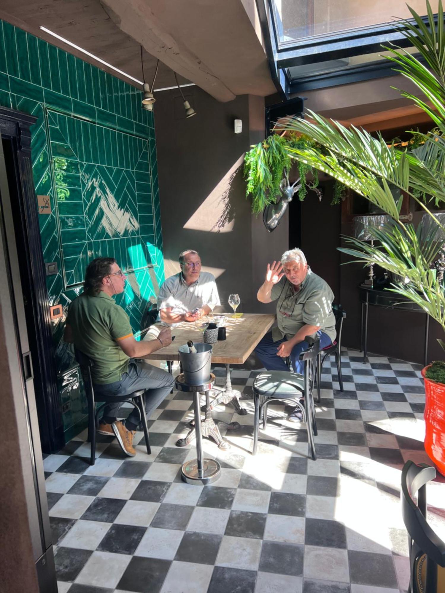 La Piazzetta degli Artisti - Boutique B&B Bossolasco Esterno foto